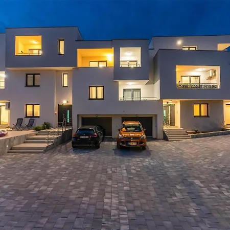 Awesome In Tribanj With House Sea View Apartment Sibuljina